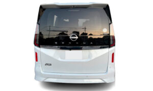 日産 セレナハイウェイスター